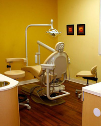 Patient Operative Room - Carlsbad Dentist Dr. Mehsan Yazdi - Dr. Yazdi Carlsbad Dentist - Dental Implants in Carlsbad - Teeth Whitening Carlsbad - Modern Dental Practice in Carlsbad
