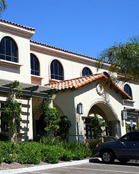 Carlsbad Dentist Dr. Mahsan Yazdi - Carlsbad Esthetic Dentist - General Dentist in Carlsbad - Dentist off of El Camino Real - Dentist off of Carlsbad Village Drive